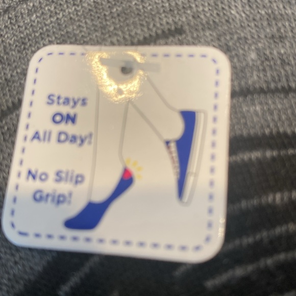 NWT 5 Pairs Sneaker Socks - Picture 3 of 3